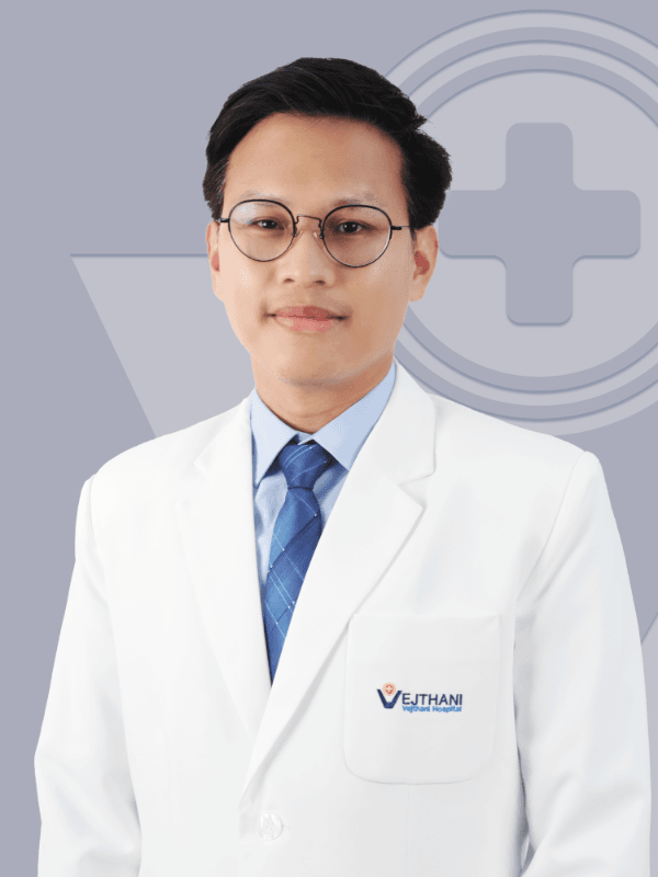 Dr. Wachara Maneeratroj